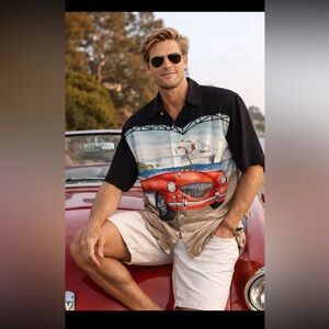Men’s Tori Richard Aloha Shirt. Classic Car Print